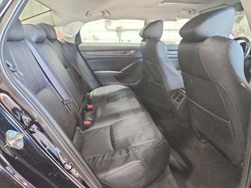 2018 Honda Accord მანქანა იყიდება აუქციონზე, vin: 1HGCV3F55JA001872, აუქციონის ნომერი: 62637046