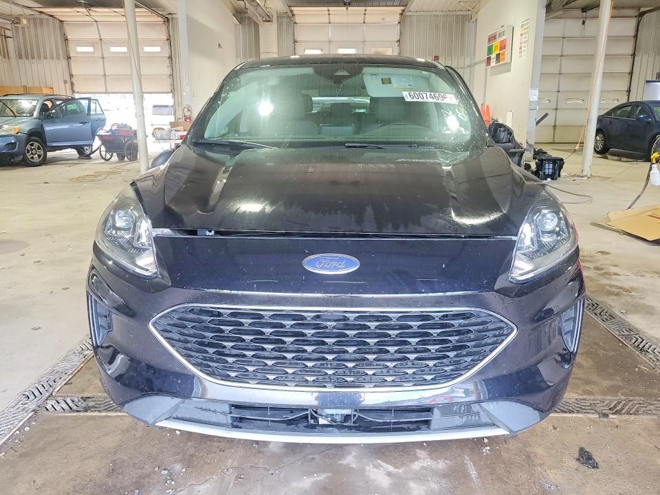 Продаж на аукціоні авто 2022 Ford Escape, vin: 1FMCU9G61NUA07535, номер лоту: 60074696