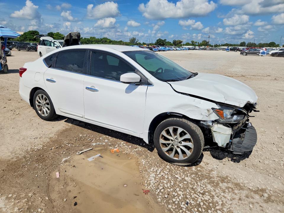 Продажа на аукционе авто 2018 Nissan Sentra, vin: 3N1AB7AP9JL622459, номер лота: 59380996