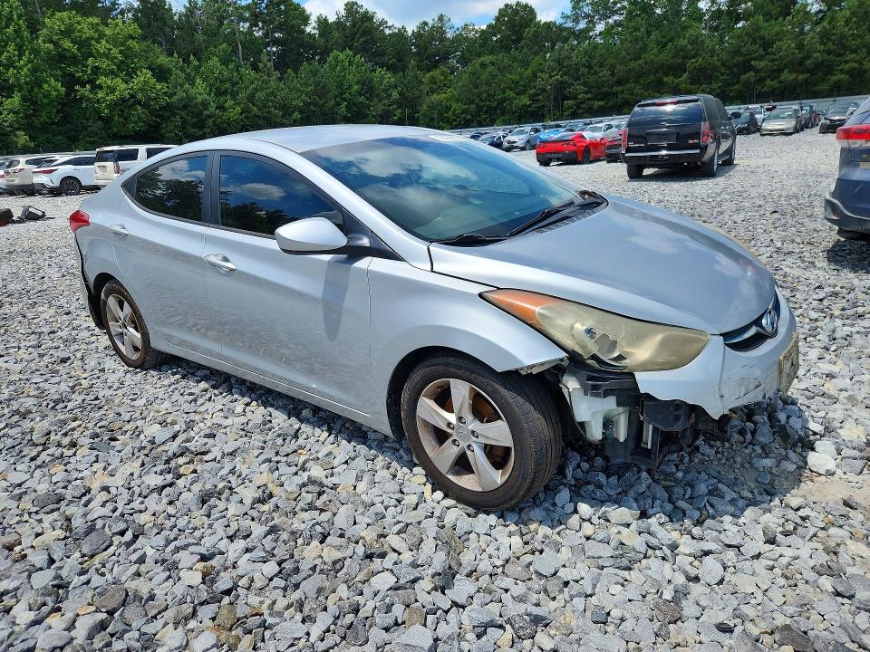 2013 Hyundai Elantra მანქანა იყიდება აუქციონზე, vin: 5NPDH4AE7DH266653, აუქციონის ნომერი: 58729836