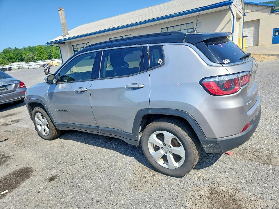 2018 Jeep Compass მანქანა იყიდება აუქციონზე, vin: 3C4NJDBB7JT162687, აუქციონის ნომერი: 59620766