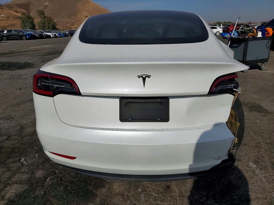 Продаж на аукціоні авто 2023 Tesla Model 3, vin: 5YJ3E1EA7PF572829, номер лоту: 61558716