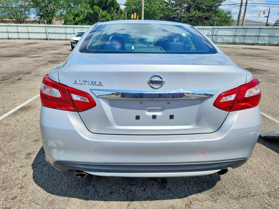 Продажа на аукционе авто 2017 Nissan Altima, vin: 1N4AL3AP9HN346836, номер лота: 62198586