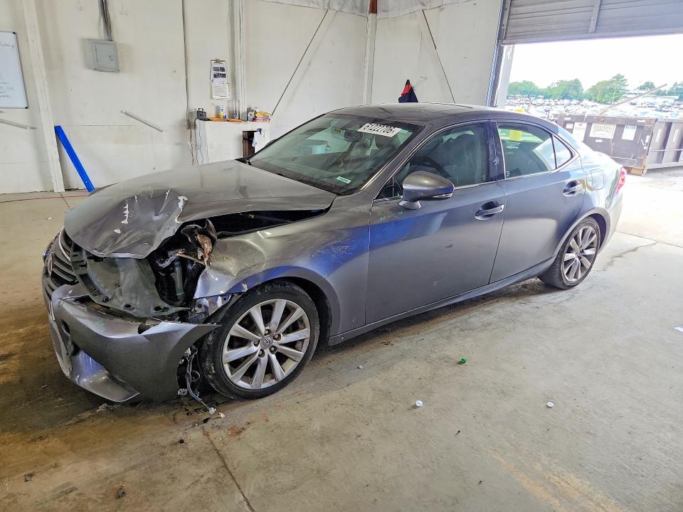 Auction sale of the 2015 Lexus Is, vin: JTHCF1D23F5023554, lot number: 61222706