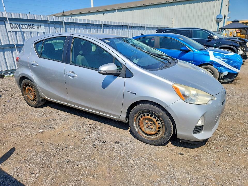 2012 Toyota Prius C მანქანა იყიდება აუქციონზე, vin: JTDKDTB30C1502737, აუქციონის ნომერი: 60753366
