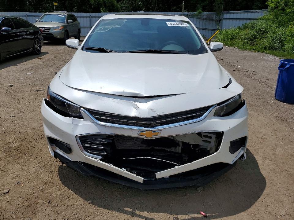 59232996 :رقم المزاد ، 1G1ZE5ST4HF188102 vin ، 2017 Chevrolet Malibu مزاد بيع