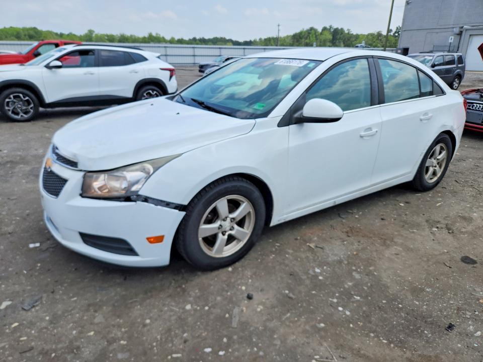 Auction sale of the 2014 Chevrolet Cruze, vin: 1G1PC5SB5E7105688, lot number: 61866176