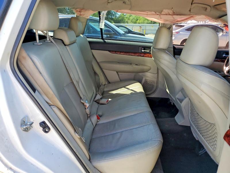 62828726 :رقم المزاد ، 4S4BRBJC5C3240808 vin ، 2012 Subaru Outback مزاد بيع