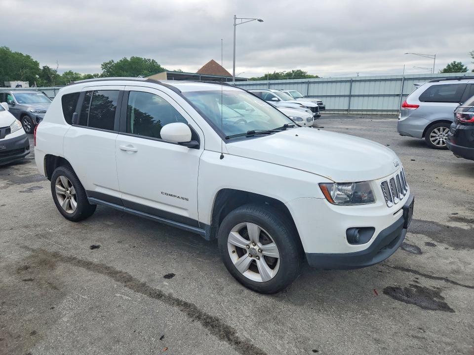 59662766 :رقم المزاد ، 1C4NJDEB5GD745110 vin ، 2016 Jeep Compass مزاد بيع