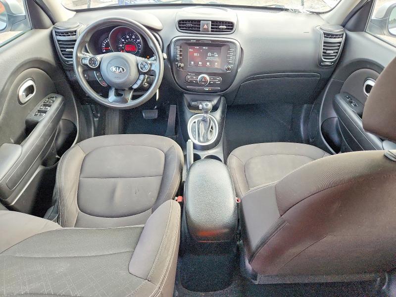 61771486 :رقم المزاد ، KNDJN2A2XJ7506977 vin ، 2018 Kia Soul مزاد بيع