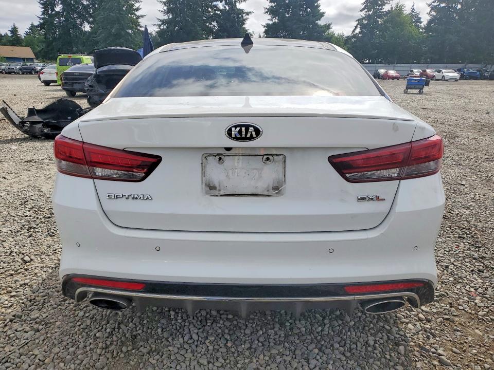 58826786 :رقم المزاد ، 5XXGV4L2XGG030698 vin ، 2016 Kia Optima مزاد بيع