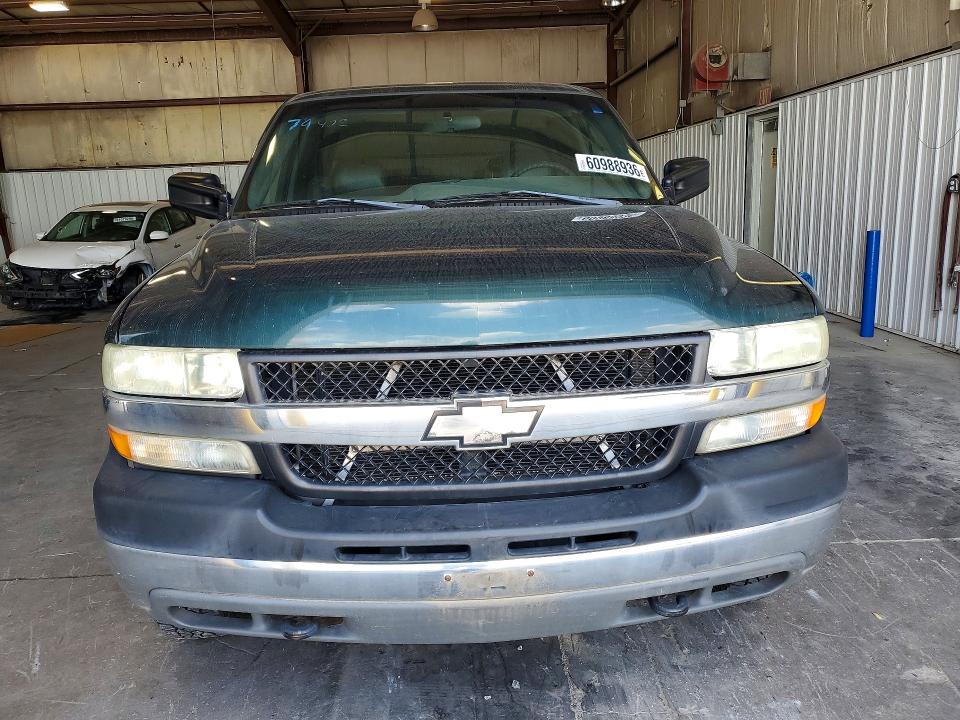 60988936 :رقم المزاد ، 1GCHK23U82F248200 vin ، 2002 Chevrolet Silverado مزاد بيع