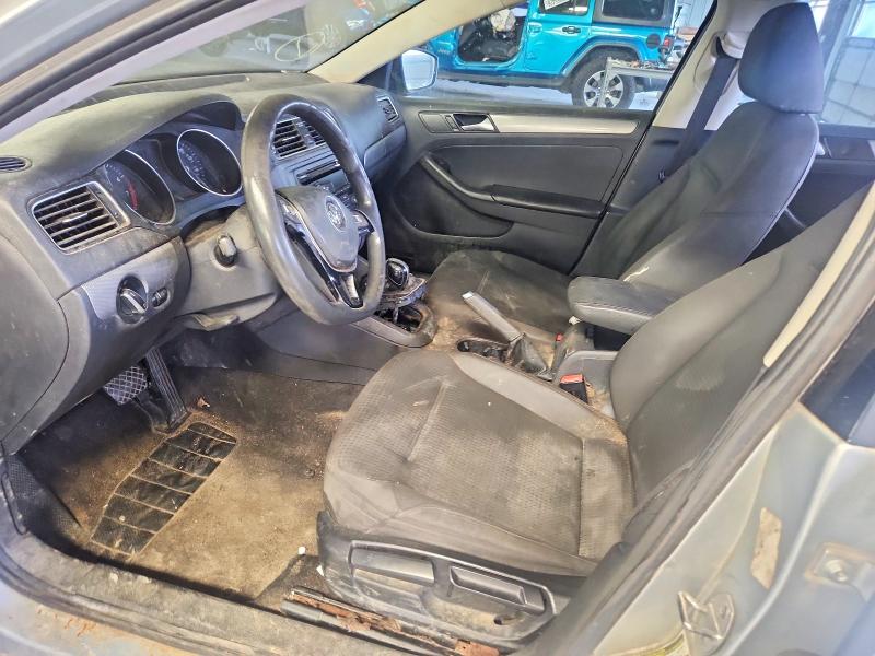 59916376 :رقم المزاد ، 3VWD17AJ1FM233080 vin ، 2015 Volkswagen Jetta مزاد بيع