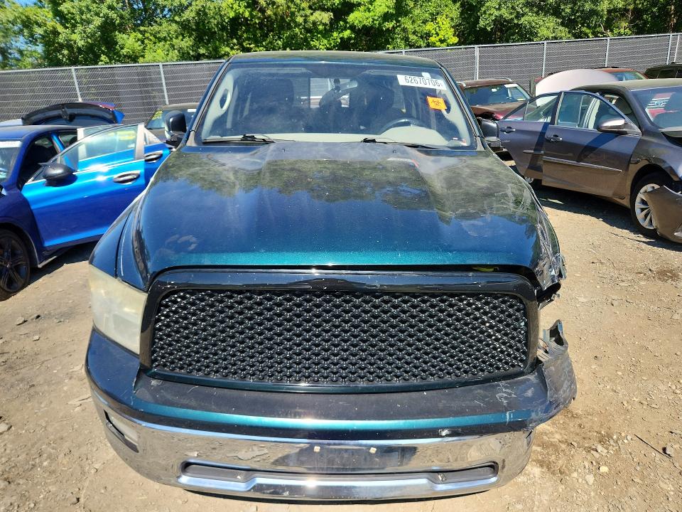 62670706 :رقم المزاد ، 1D7RV1GT5BS527432 vin ، 2011 Dodge Ram 1500 مزاد بيع