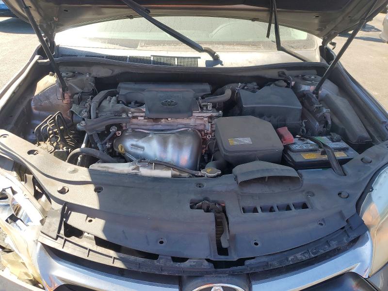 58980296 :رقم المزاد ، 4T4BF1FK6FR508448 vin ، 2015 Toyota Camry مزاد بيع