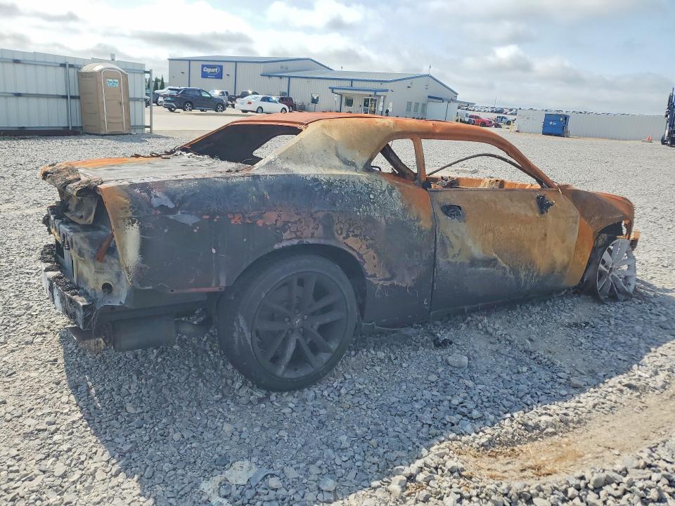 60606746 :رقم المزاد ، 2C3CDZBT5MH577724 vin ، 2021 Dodge Challenger مزاد بيع