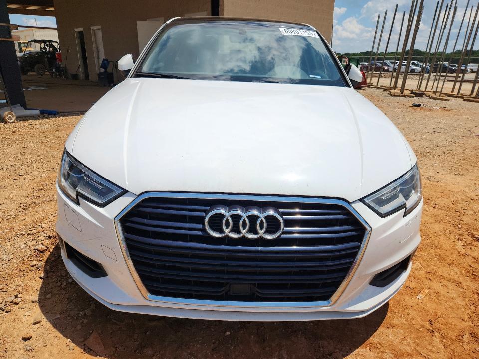 2017 Audi A3 მანქანა იყიდება აუქციონზე, vin: WAUAUGFFXH1052638, აუქციონის ნომერი: 60801196