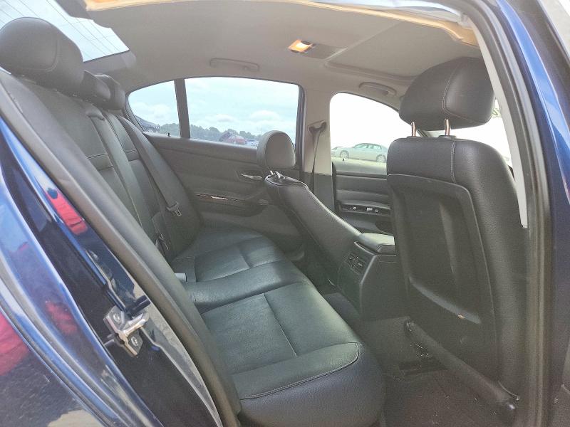 61908726 :رقم المزاد ، WBAPH7C52BE681188 vin ، 2011 Bmw 328 مزاد بيع