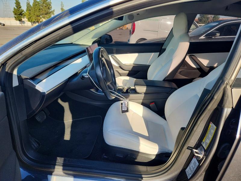 60486986 :رقم المزاد ، 5YJ3E1EA7JF169148 vin ، 2018 Tesla Model 3 مزاد بيع