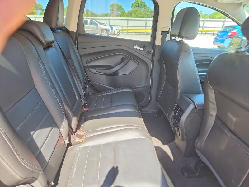2015 Ford Escape მანქანა იყიდება აუქციონზე, vin: 1FMCU0JX7FUA66894, აუქციონის ნომერი: 62128576