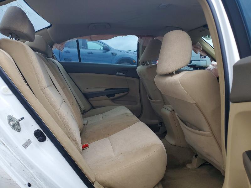 60696466 :رقم المزاد ، 1HGCP26448A144947 vin ، 2008 Honda Accord مزاد بيع