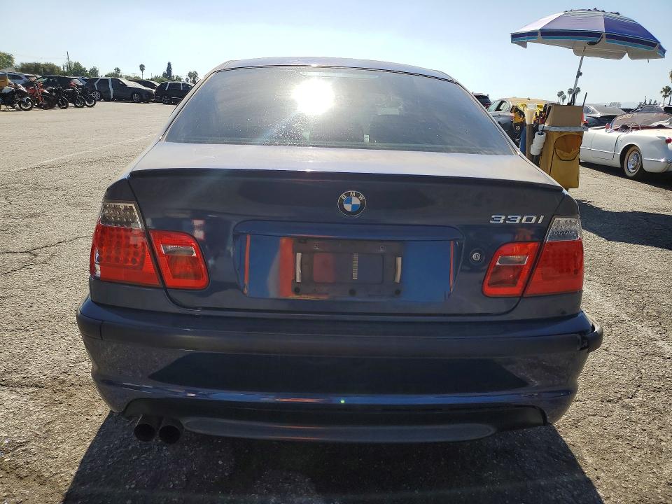 63233676 :رقم المزاد ، WBAEV53454KM06317 vin ، 2004 Bmw 330 مزاد بيع
