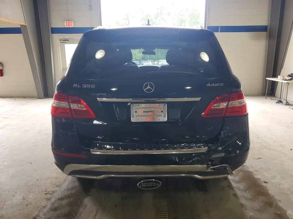Продажа на аукционе авто 2015 Mercedes-benz Ml, vin: 4JGDA5HB1FA450434, номер лота: 57973866