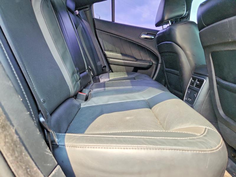 62495106 :رقم المزاد ، 2C3CDXHG8FH727827 vin ، 2015 Dodge Charger مزاد بيع
