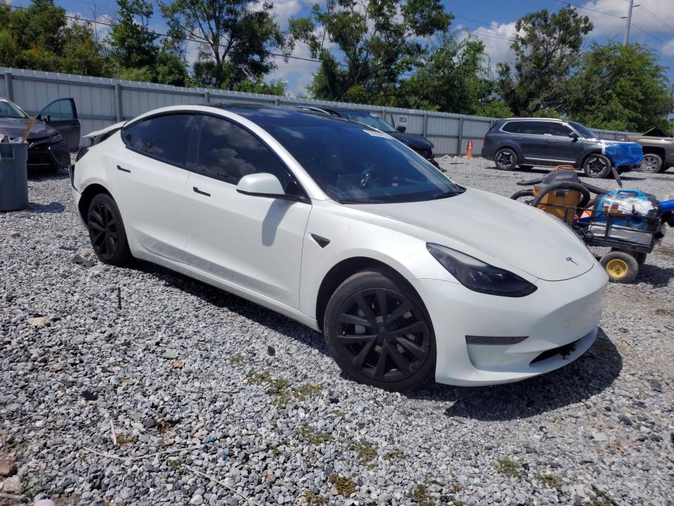 Продажа на аукционе авто 2023 Tesla Model 3, vin: 5YJ3E1EA8PF573441, номер лота: 62563476