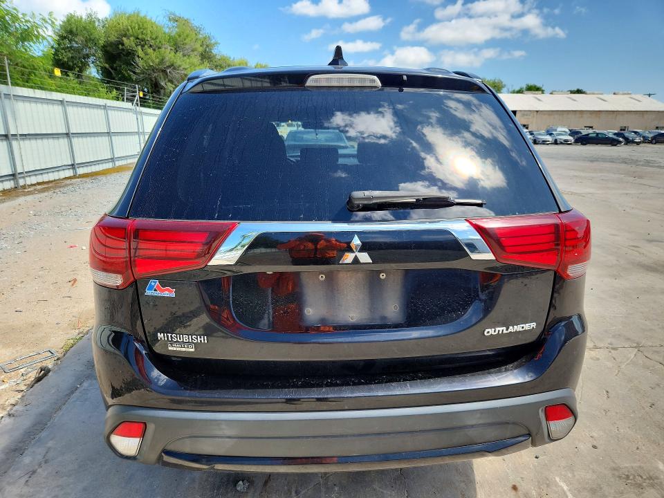 2018 Mitsubishi Outlander მანქანა იყიდება აუქციონზე, vin: JA4AD3A31JZ021983, აუქციონის ნომერი: 62601536
