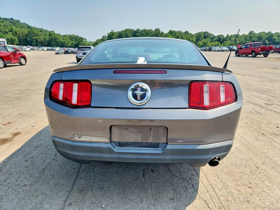 Продажа на аукционе авто 2010 Ford Mustang, vin: 1ZVBP8AN9A5138943, номер лота: 61088426