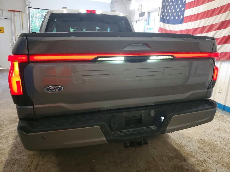 Продажа на аукционе авто 2023 Ford F150, vin: 1FT6W1EVXPWG21403, номер лота: 62645266