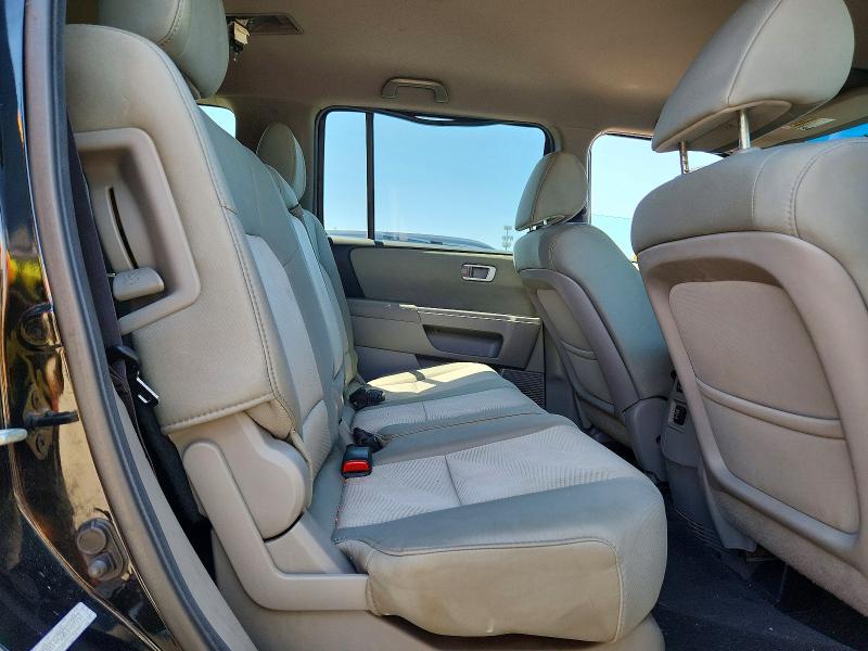 61569536 :رقم المزاد ، 5FNYF4H22CB069857 vin ، 2012 Honda Pilot مزاد بيع