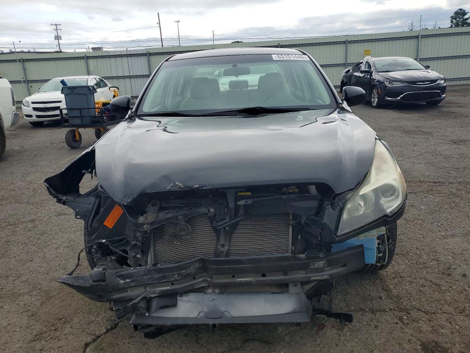 63151446 :رقم المزاد ، 4S3BMBK67D3048688 vin ، 2013 Subaru Legacy مزاد بيع