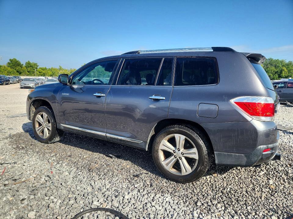 2011 Toyota Highlander მანქანა იყიდება აუქციონზე, vin: 5TDYK3EH2BS047513, აუქციონის ნომერი: 61734166