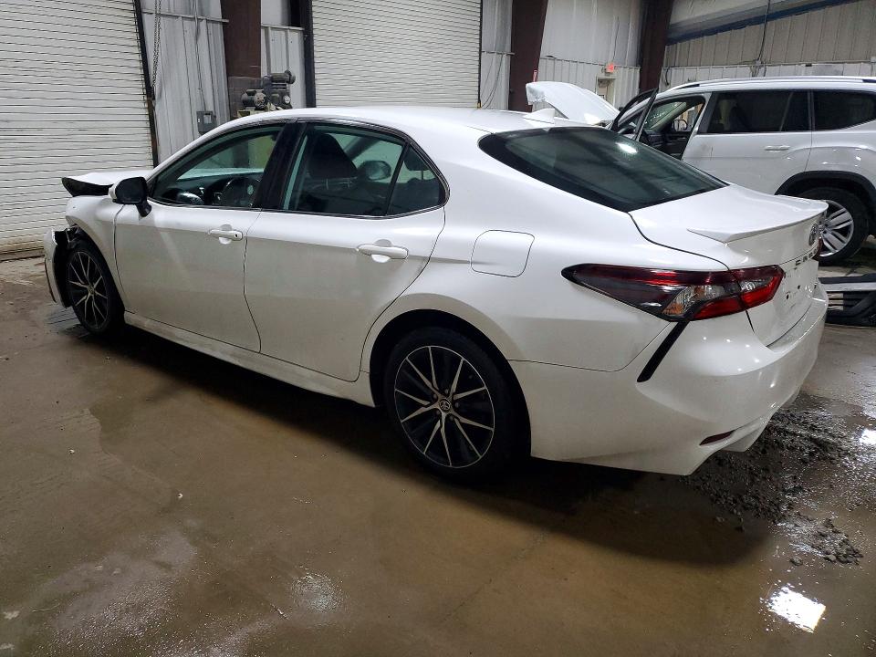 2021 Toyota Camry მანქანა იყიდება აუქციონზე, vin: 4T1G11AK1MU589961, აუქციონის ნომერი: 62579966