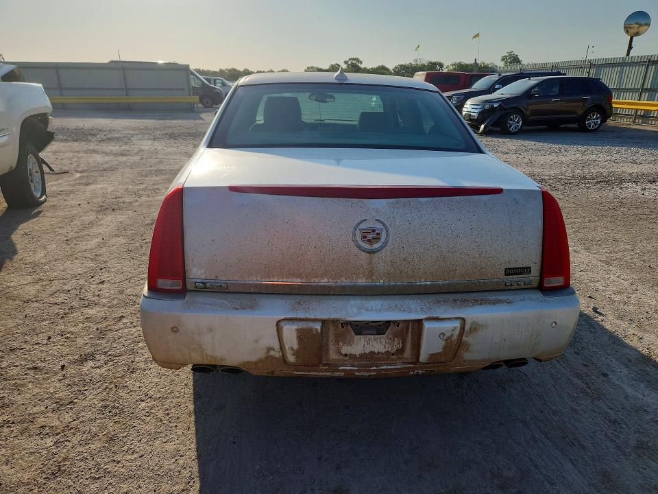 Продажа на аукционе авто 2010 Cadillac Dts, vin: 1G6KD5EY9AU131868, номер лота: 62602326