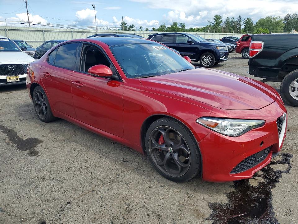Продаж на аукціоні авто 2018 Alfa Romeo Giulia, vin: ZARFAEEN4J7599444, номер лоту: 63110736