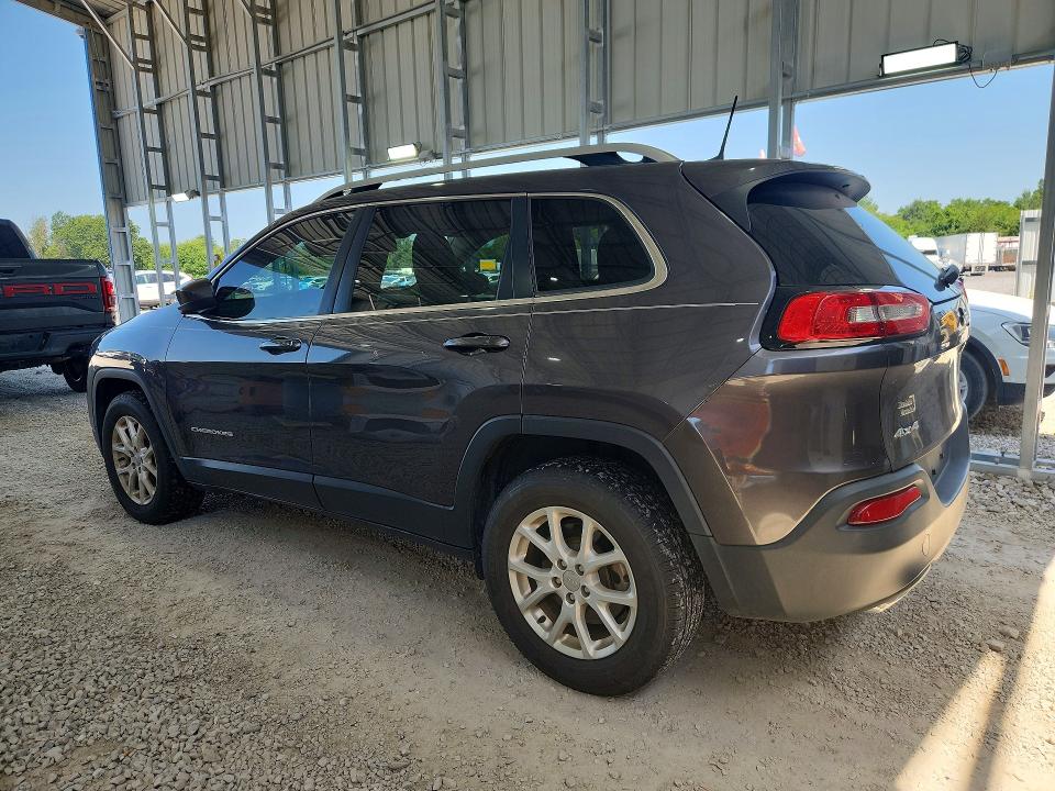 53733086 :رقم المزاد ، 1C4PJMLX4JD507621 vin ، 2018 Jeep Cherokee مزاد بيع