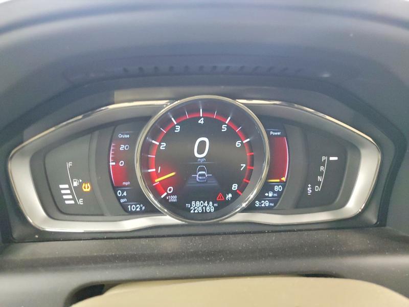 60029196 :رقم المزاد ، YV4902RM7F2734914 vin ، 2015 Volvo Xc60 مزاد بيع