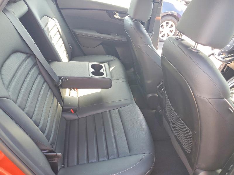 61634216 :رقم المزاد ، 3KPF54AD4PE575885 vin ، 2023 Kia Forte مزاد بيع
