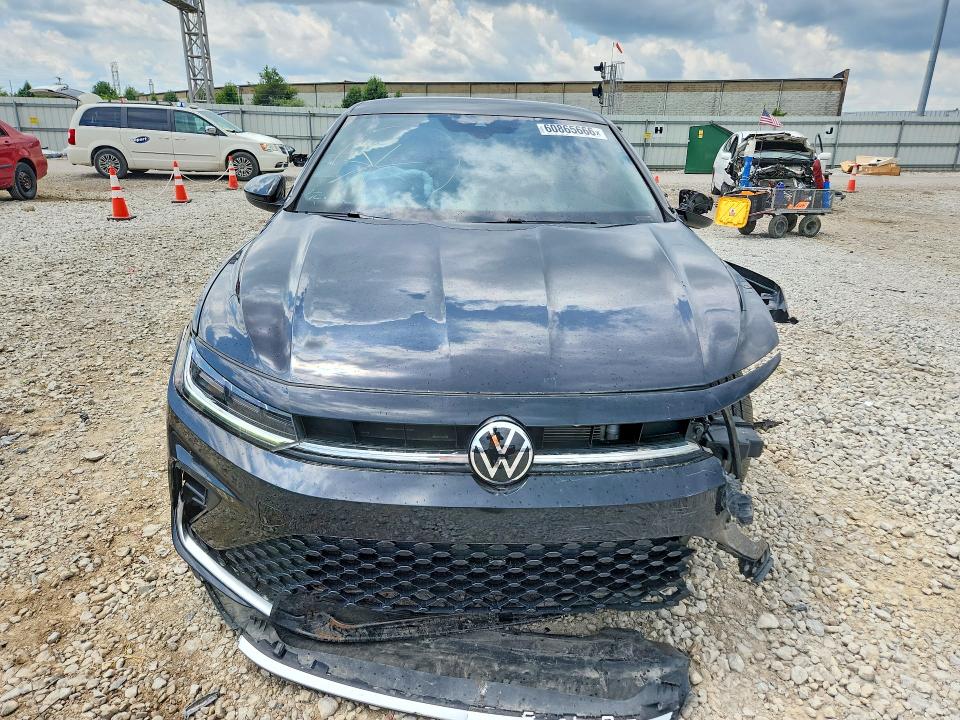 60865666 :رقم المزاد ، 3VW7X7BU0SM071747 vin ، 2025 Volkswagen Jetta مزاد بيع