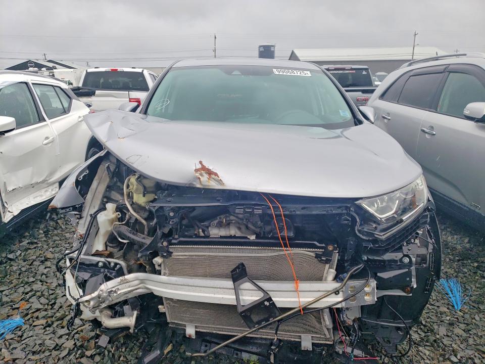 99068725 :رقم المزاد ، 2HKRW2H53JH115276 vin ، 2018 Honda Cr-v مزاد بيع