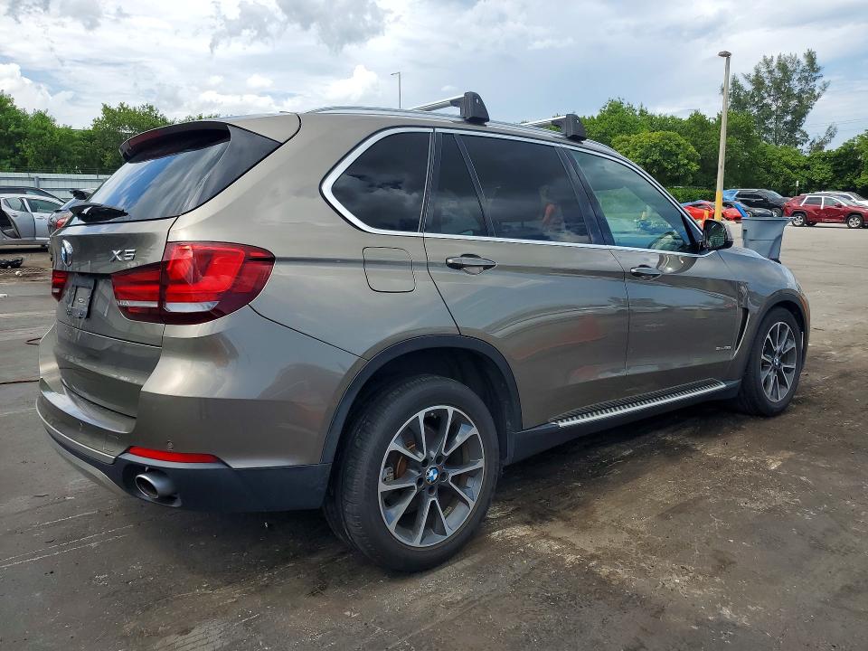 62529186 :رقم المزاد ، 5UXKR2C50H0U19039 vin ، 2017 Bmw X5 مزاد بيع