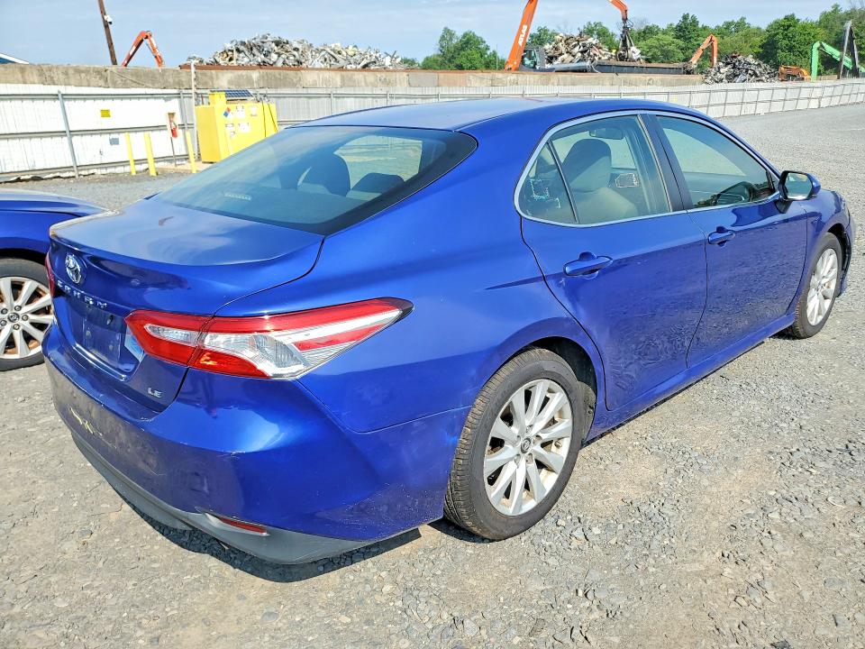 2018 Toyota Camry მანქანა იყიდება აუქციონზე, vin: JTNB11HK0J3011187, აუქციონის ნომერი: 60892316