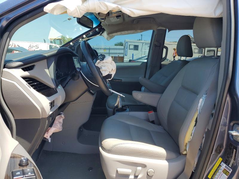 Продажа на аукционе авто 2017 Toyota Sienna, vin: 5TDYZ3DC2HS874440, номер лота: 60800486