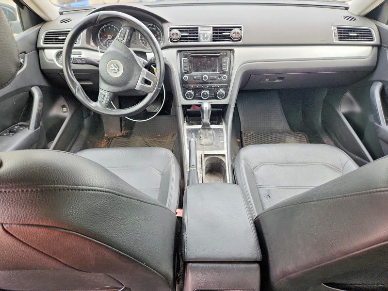 2012 Volkswagen Passat მანქანა იყიდება აუქციონზე, vin: 1VWBP7A35CC009816, აუქციონის ნომერი: 61584946