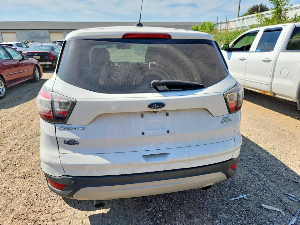 Продаж на аукціоні авто 2017 Ford Escape, vin: 1FMCU0GD0HUB16728, номер лоту: 61027736