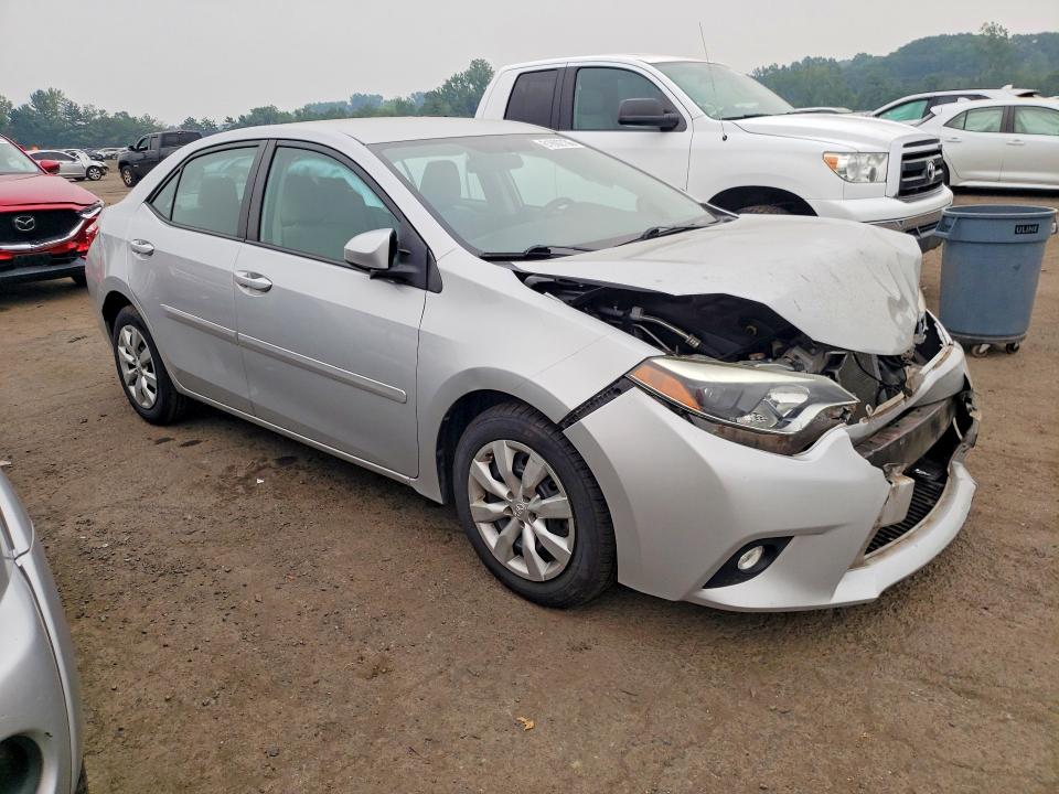 61602736 :رقم المزاد ، 2T1BURHE0FC238897 vin ، 2015 Toyota Corolla مزاد بيع