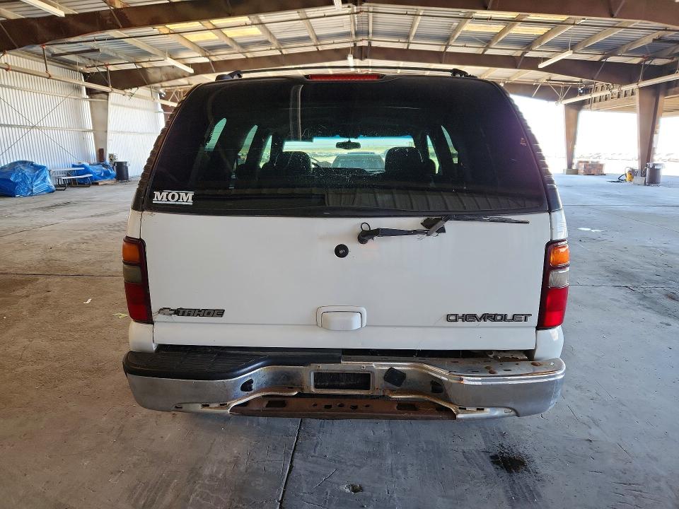 61538266 :رقم المزاد ، 1GNEC13Z92R235094 vin ، 2002 Chevrolet Tahoe مزاد بيع